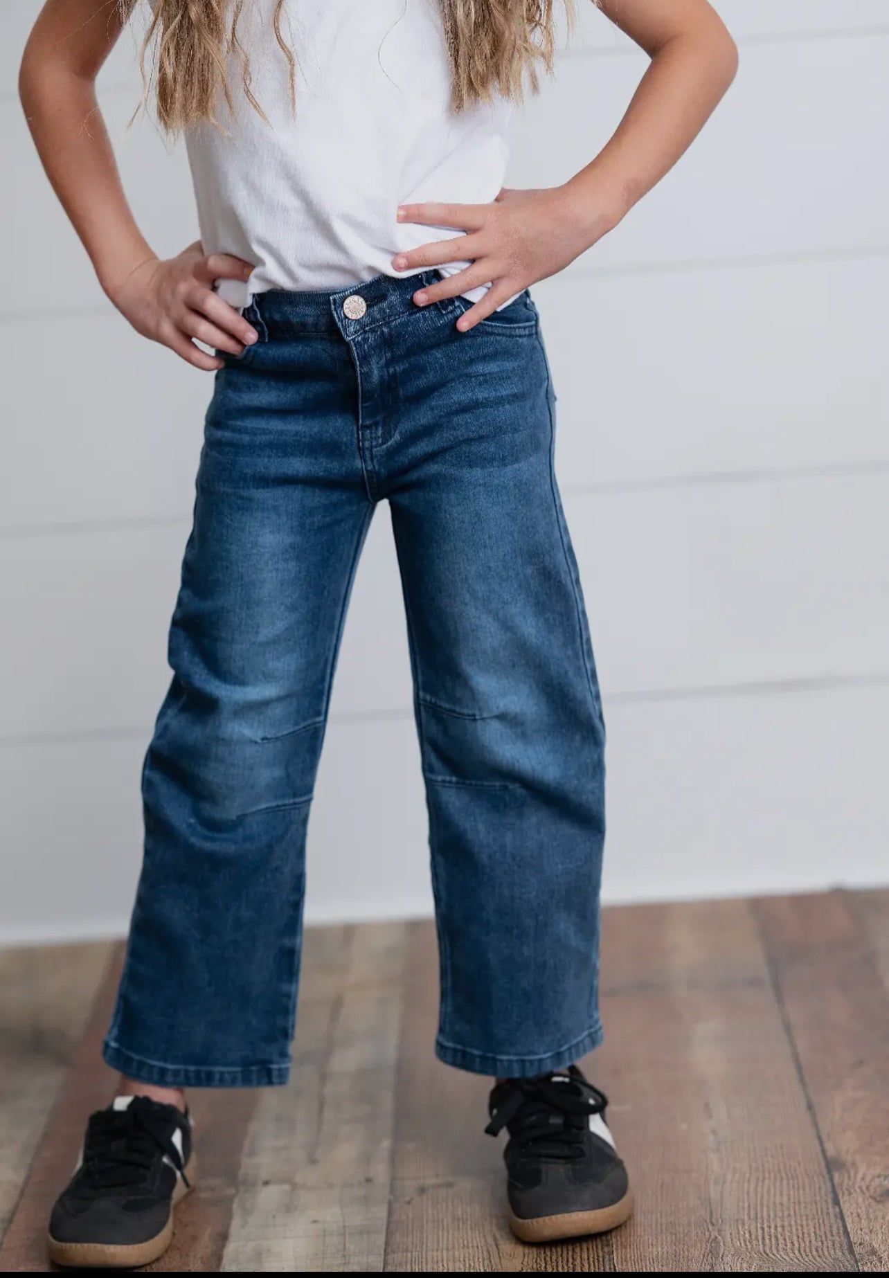 Medium Wash Denim Horseshoe Jeans